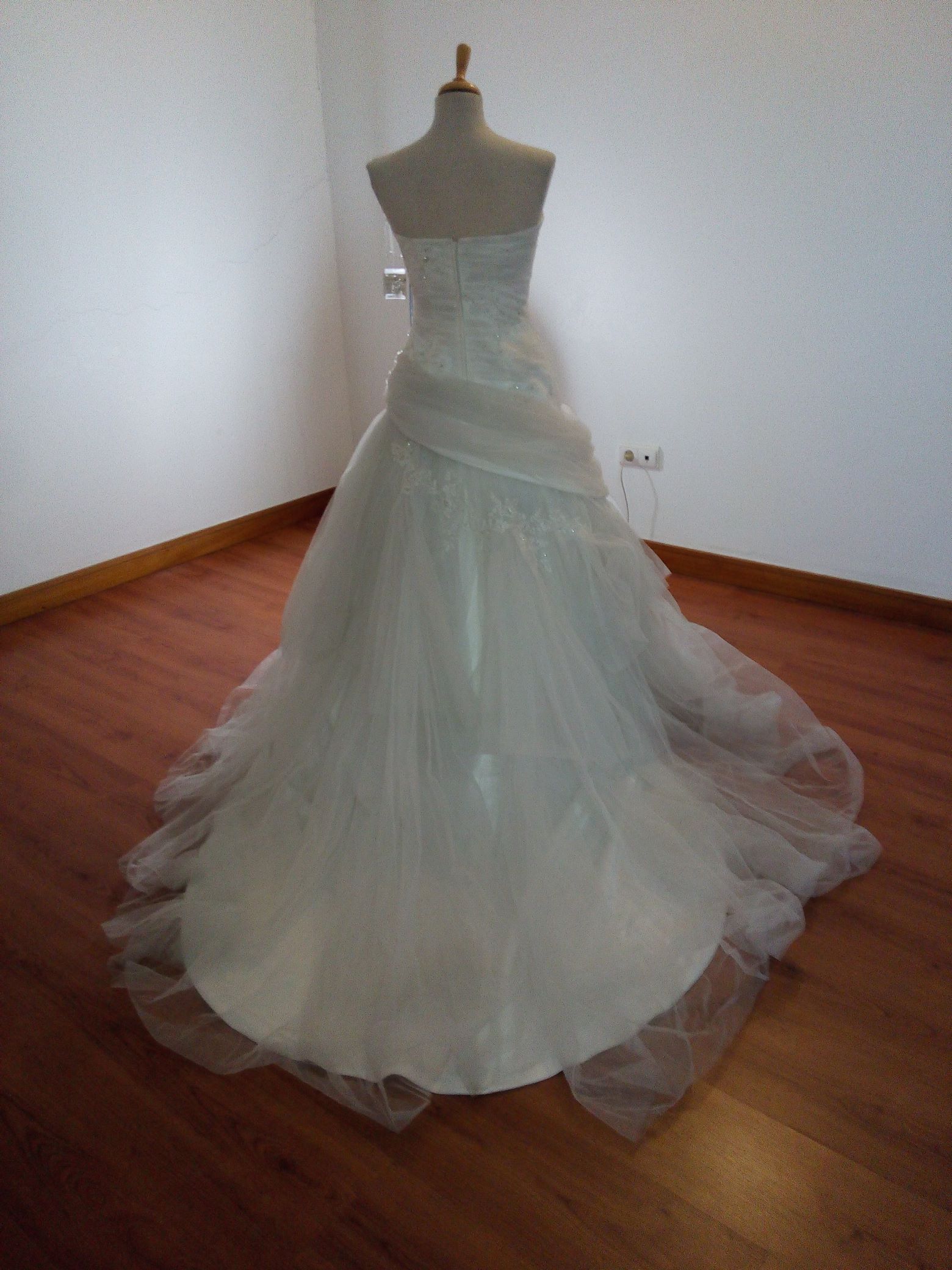 Vestido Noiva – CVN048 - Image 9