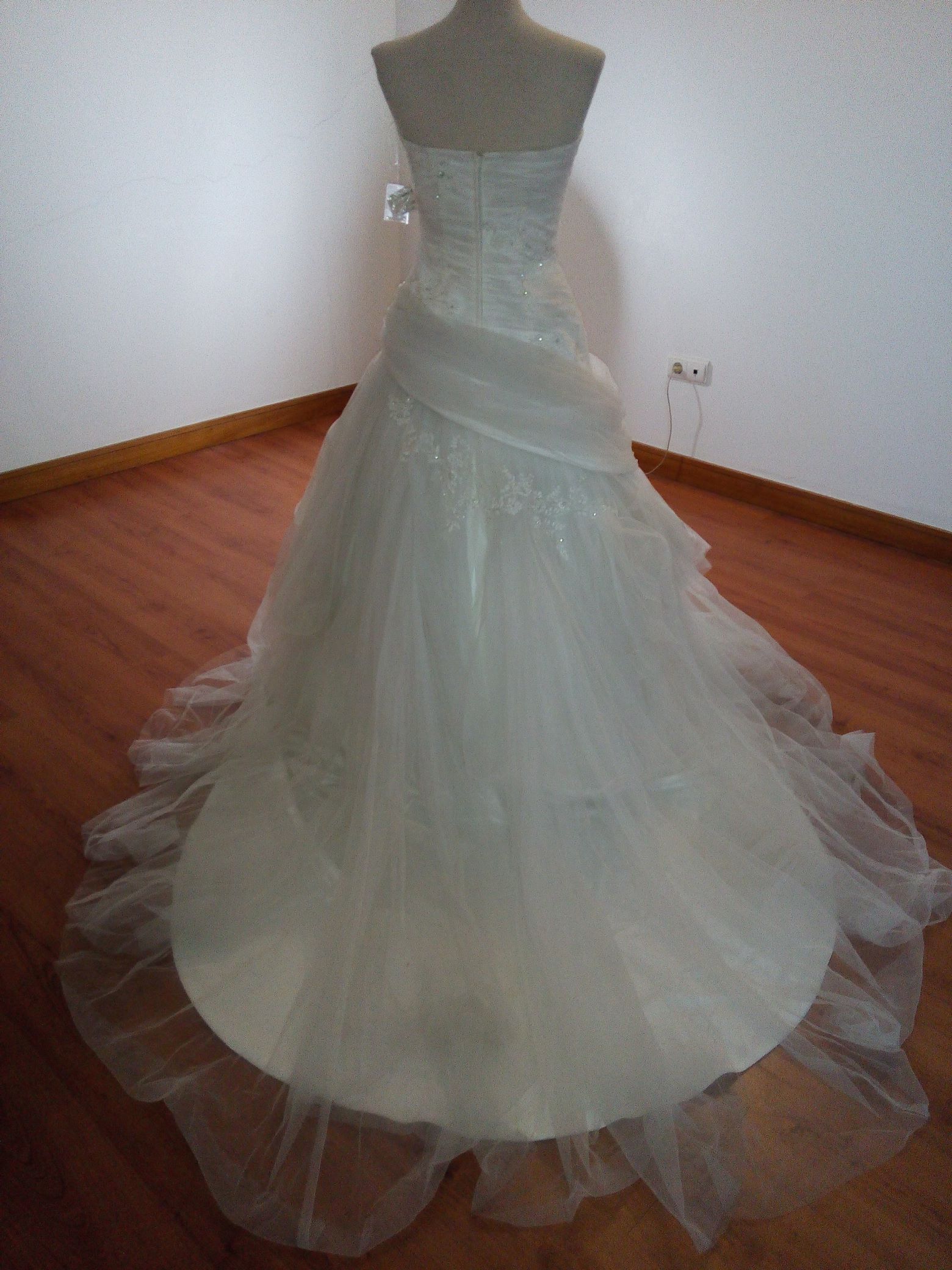 Vestido Noiva – CVN048 - Image 11